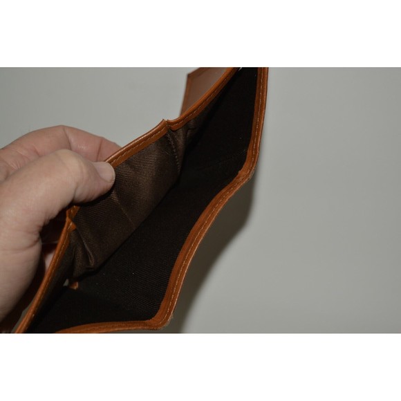 Nice Western Kentucky University WKU Logo Hilltoppers Soft Brown Leather Wallet - Picture 5 of 7